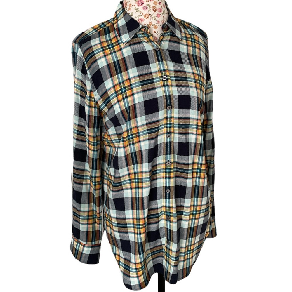 Talbots Women's Size M Roll Up Long Sleeve, Button-Down Shirt